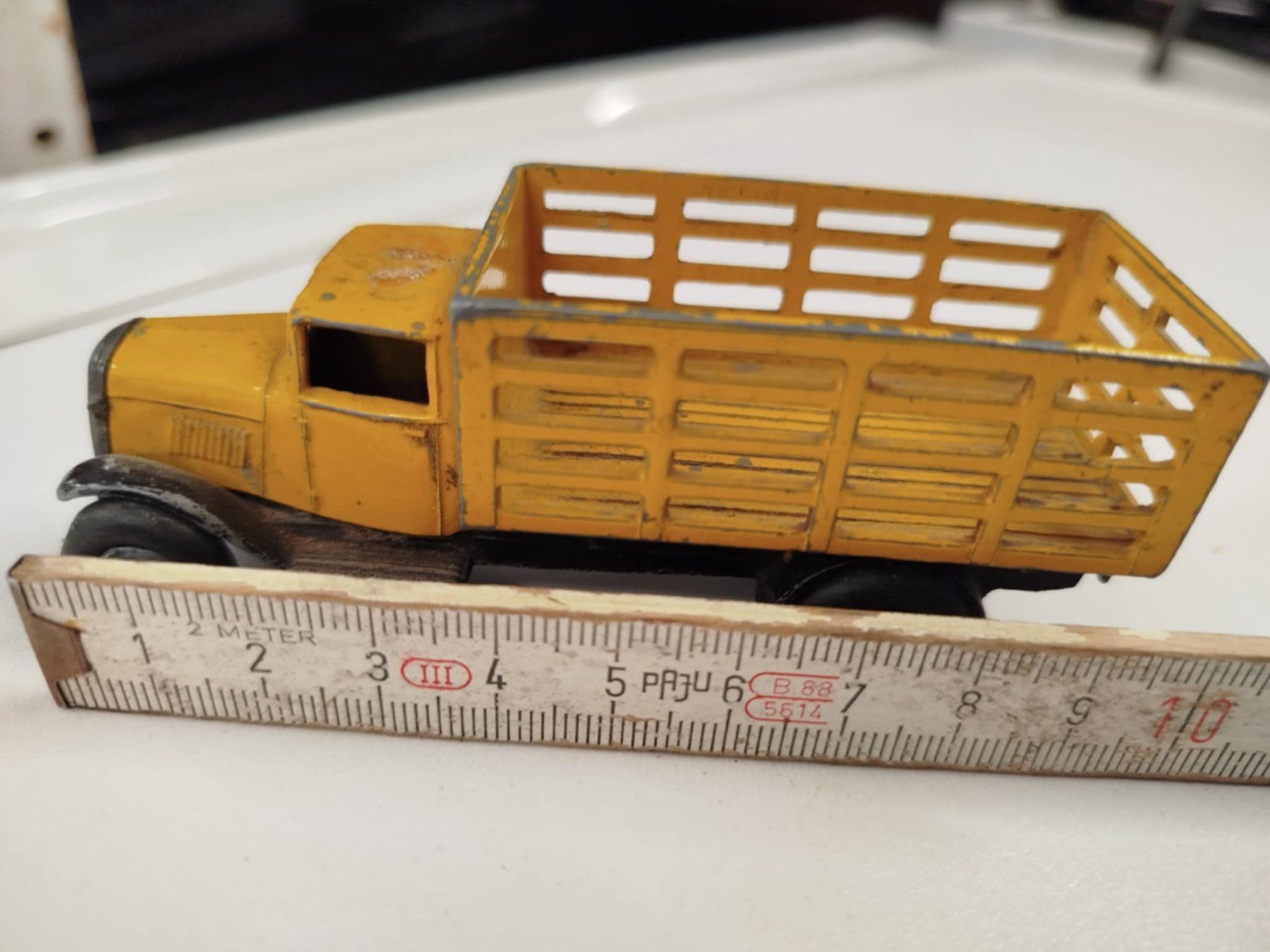 Dinky Toys Modellini d'auto: Dinky Toys (nr 11) – Usato da La Chaux-de-Fonds venduto da Emmaus2300CDF 8