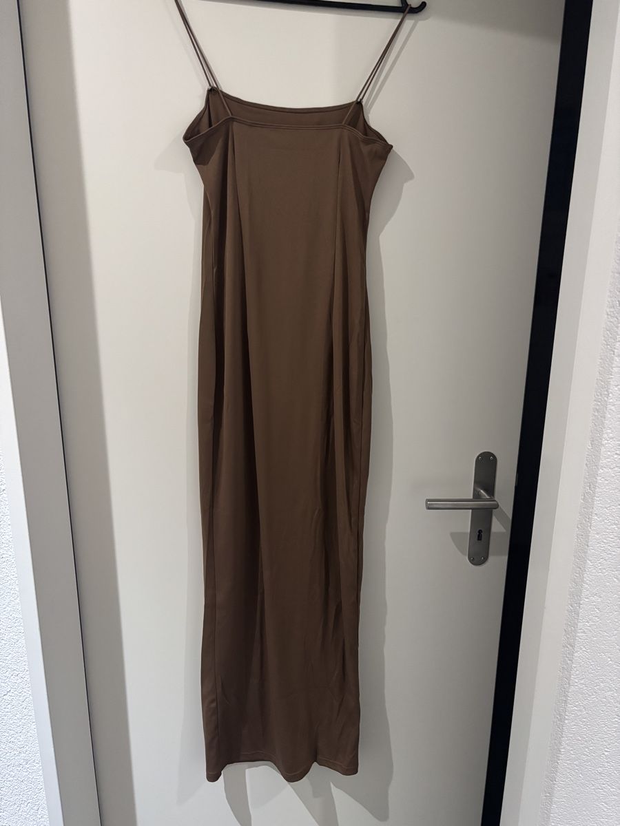 Vestiti: Braunes Abendkleid Gr. M – Usato da Wangen an der Aare venduto da Semadeni13