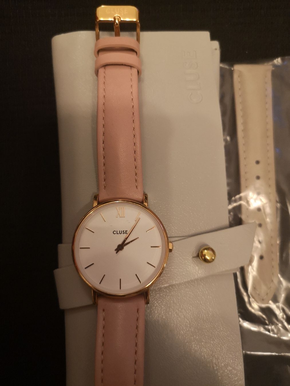 Cluse Orologi: Armbanduhr Marke Cluse – Nuovo (secondo la descrizione) da Dietikon venduto da aro_mr6l 1