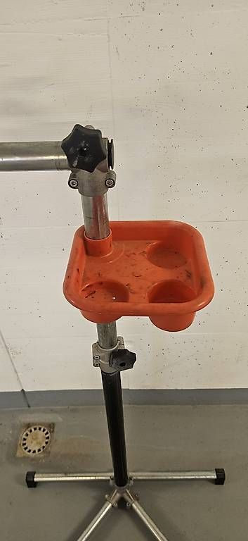 Cavalletti per biciclette: Support vélo béquille atelier – Usato da Charmey (Gruyère) venduto da Freexm