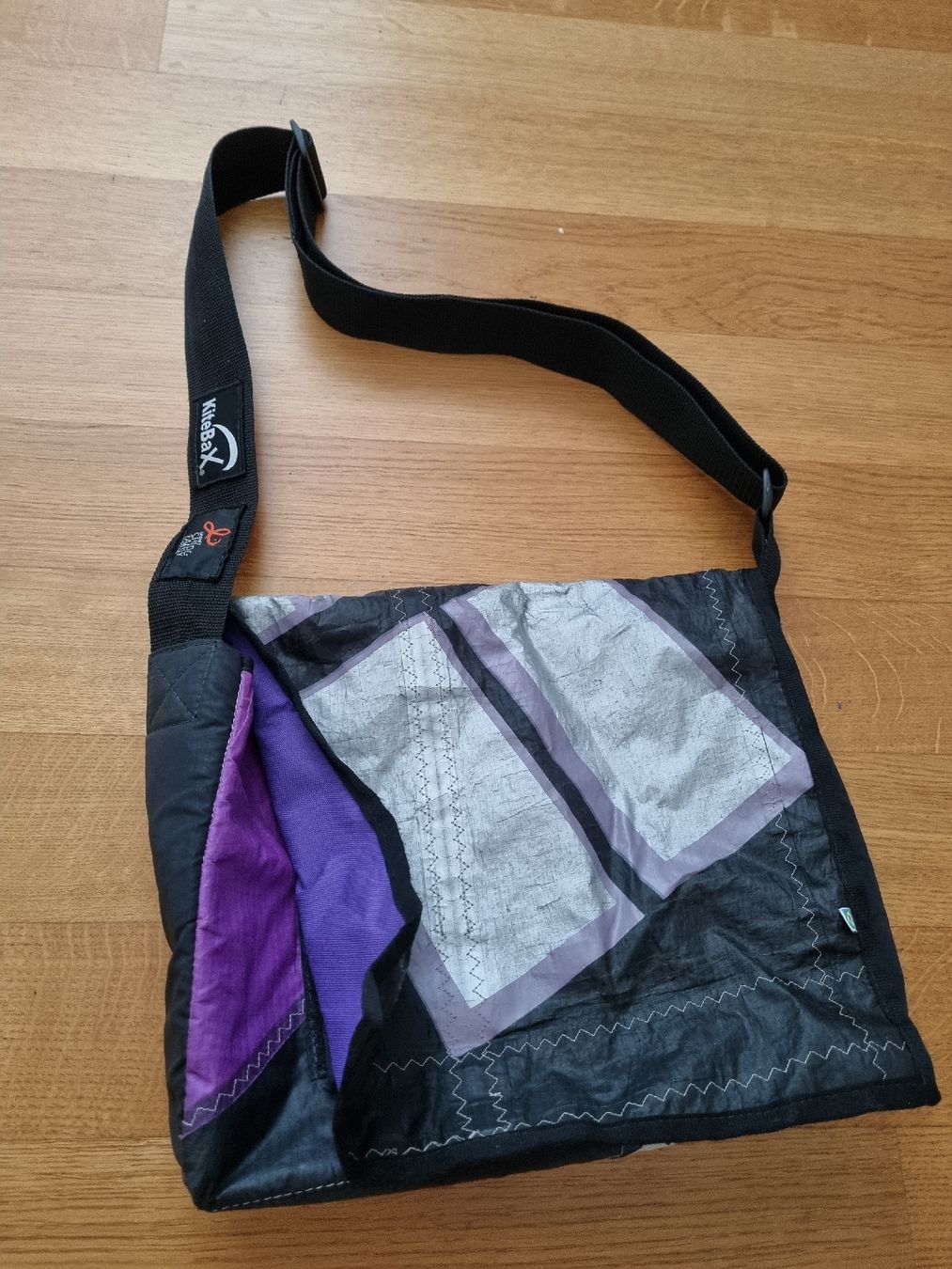 Sacs: Tasche aus Kite Material, aus Brasilien – D'occasion à Altendorf par evuhler