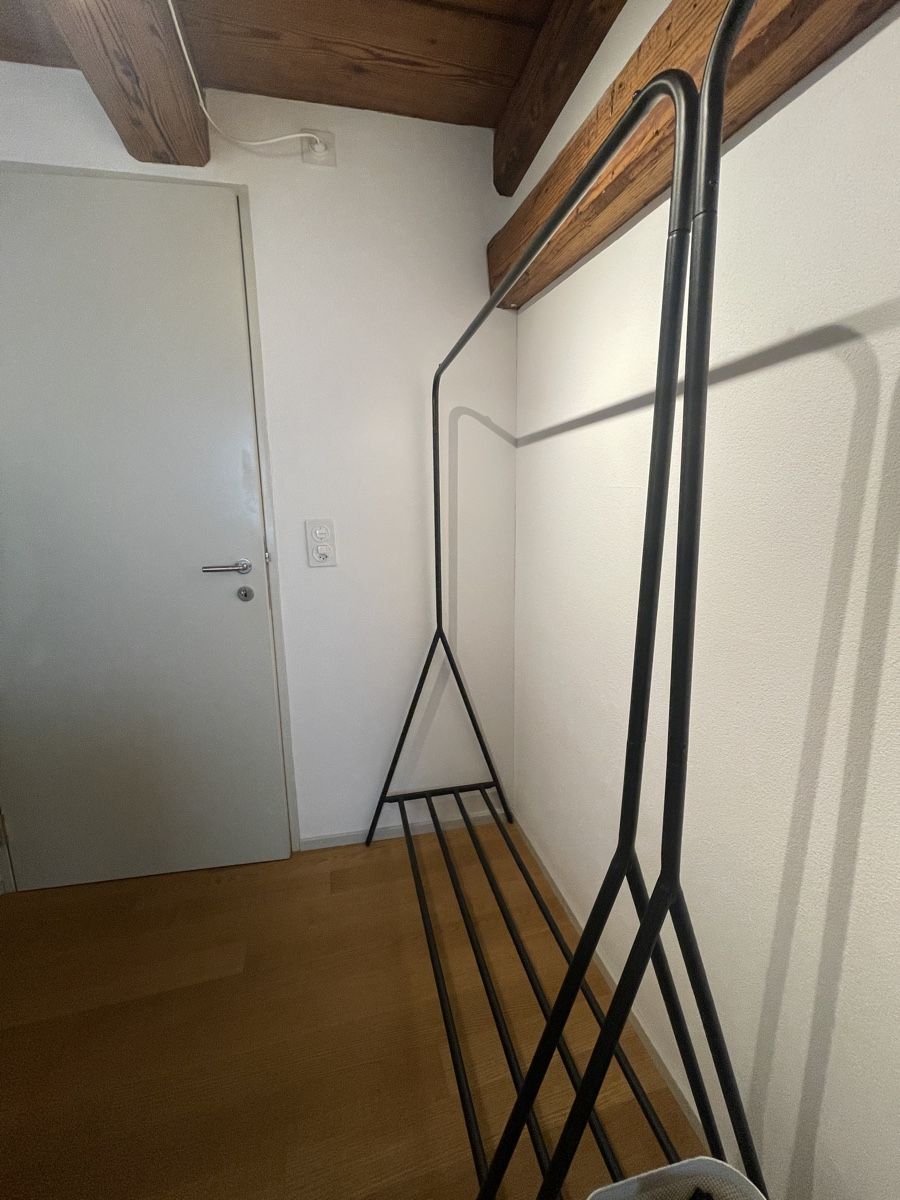 Guardaroba: Drei Kleiderstangen aus Metall – Nuovo (secondo la descrizione) da Winterthur venduto da lue_sqt9 2