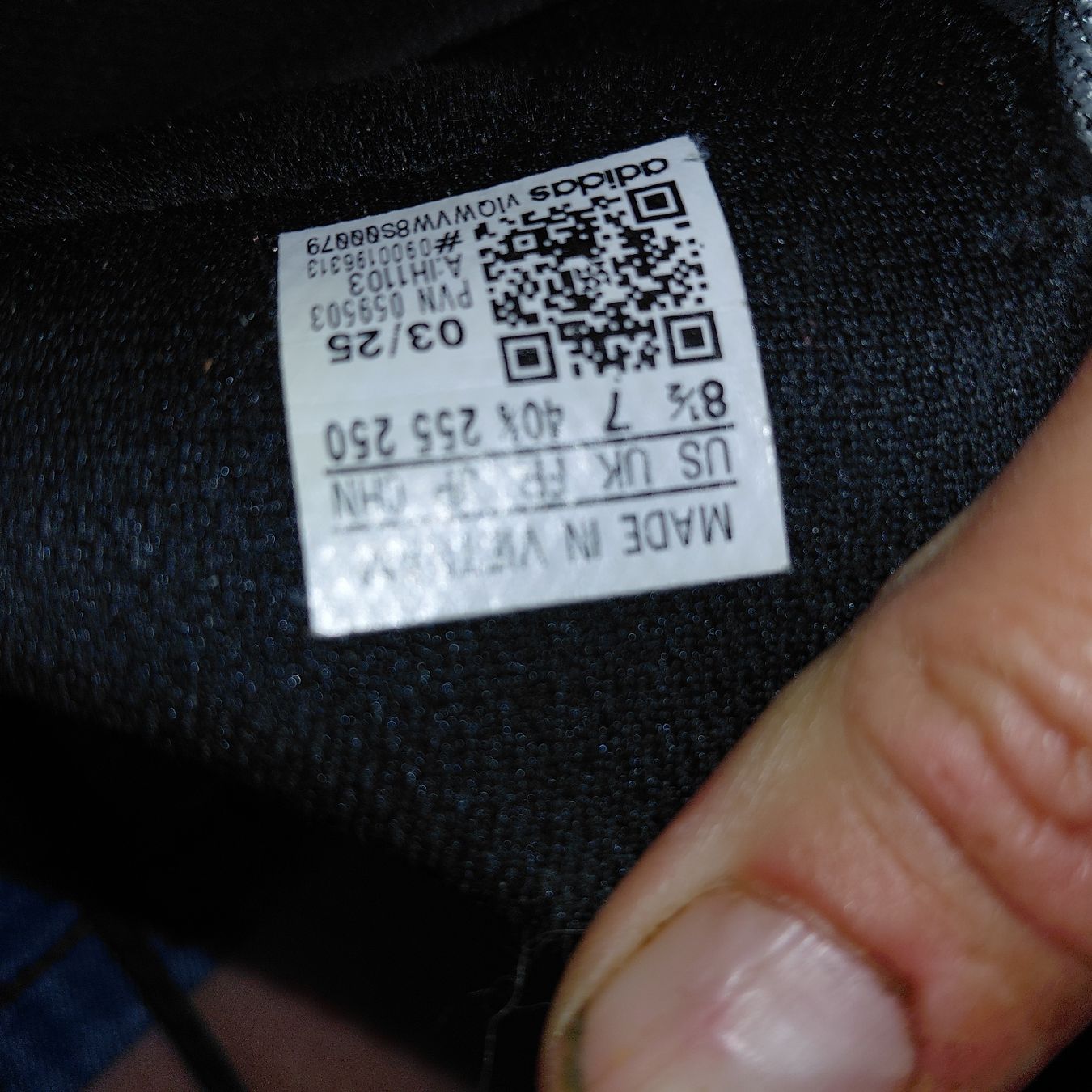 Adidas Scarpe per ragazzi: Adidas Terrex – Usato da Morissen venduto da inf_t98l 1