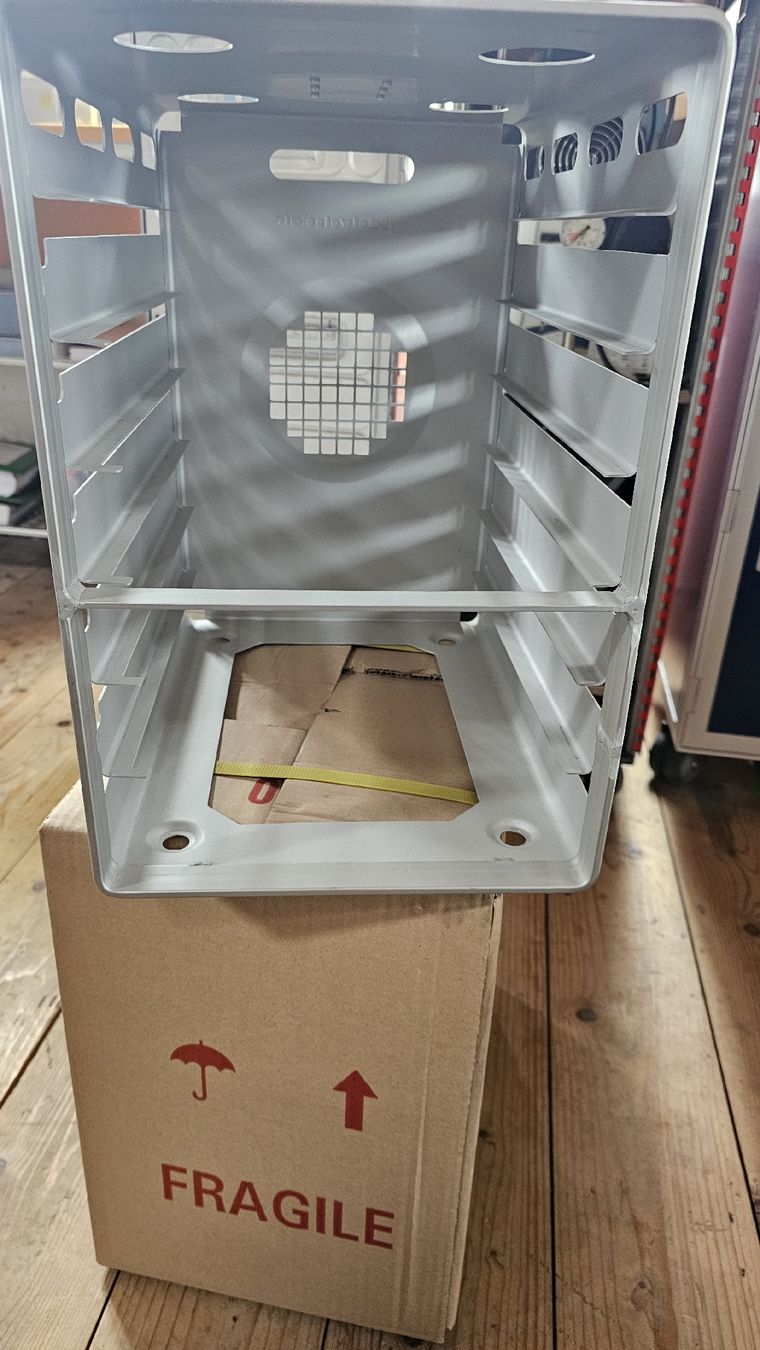 Elettrodomestici da cucina: Edelweiss Air OVEN RACK – Nuovo e nell'imballaggio originale da Glattfelden venduto da hbct 3