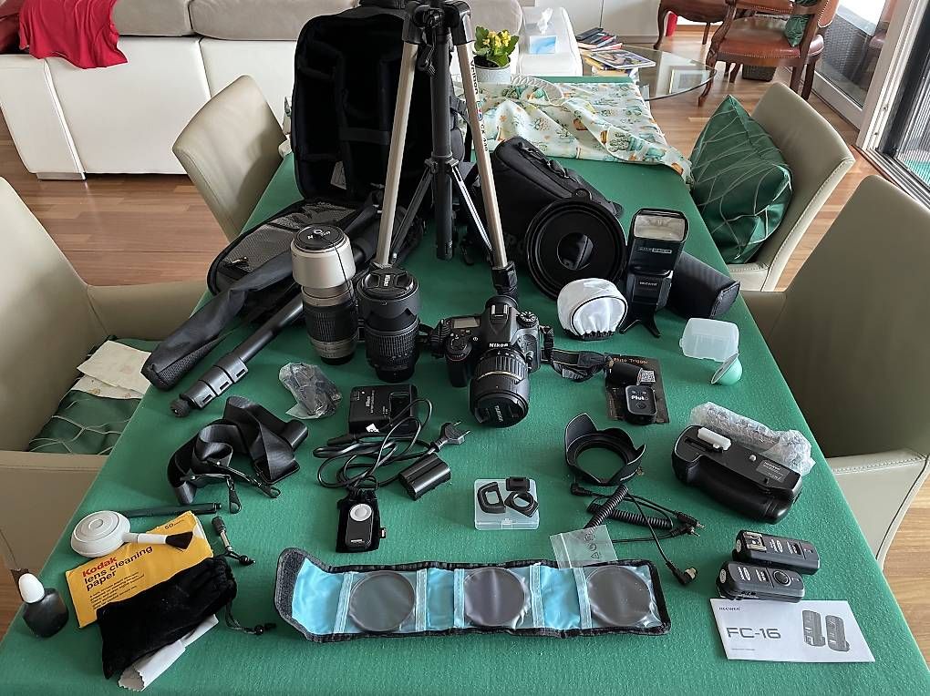 Fotocamera: Nikon D7100 con accessori vari – Usato da Agno venduto da ant_b6cf 1