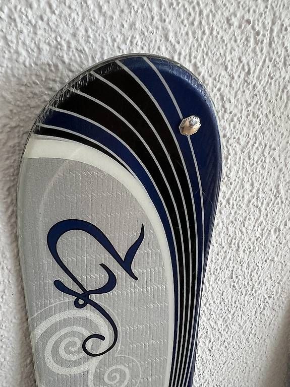 Skis: Damen Ski K2 Magic 155cm – D'occasion à Jona par Kaufrausch1 2
