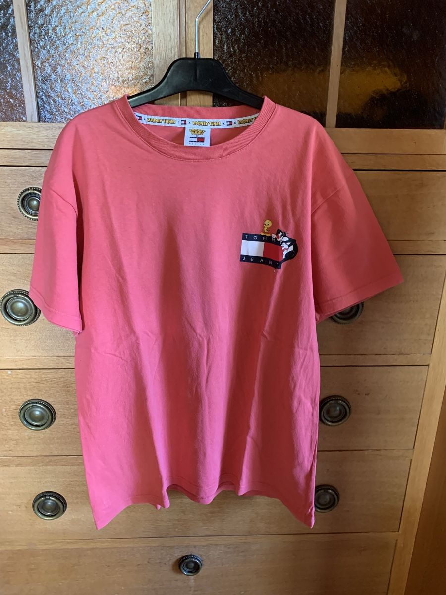 Tommy Hilfiger T-shirt: Tee-shirt Tommy Hilfiger – Usato da La Neuveville venduto da nat_r69j