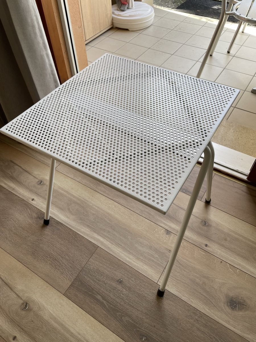 Tavoli: Table STELLA design vintage 1960 – Usato da Les Genevez JU venduto da fabliane 1
