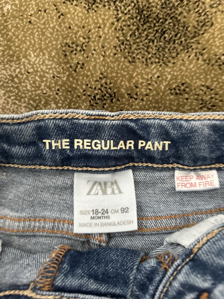 Zara Pantaloni: Zara Jeans Regular Fit - 92 – Usato da Zollikon venduto da JuRock 2
