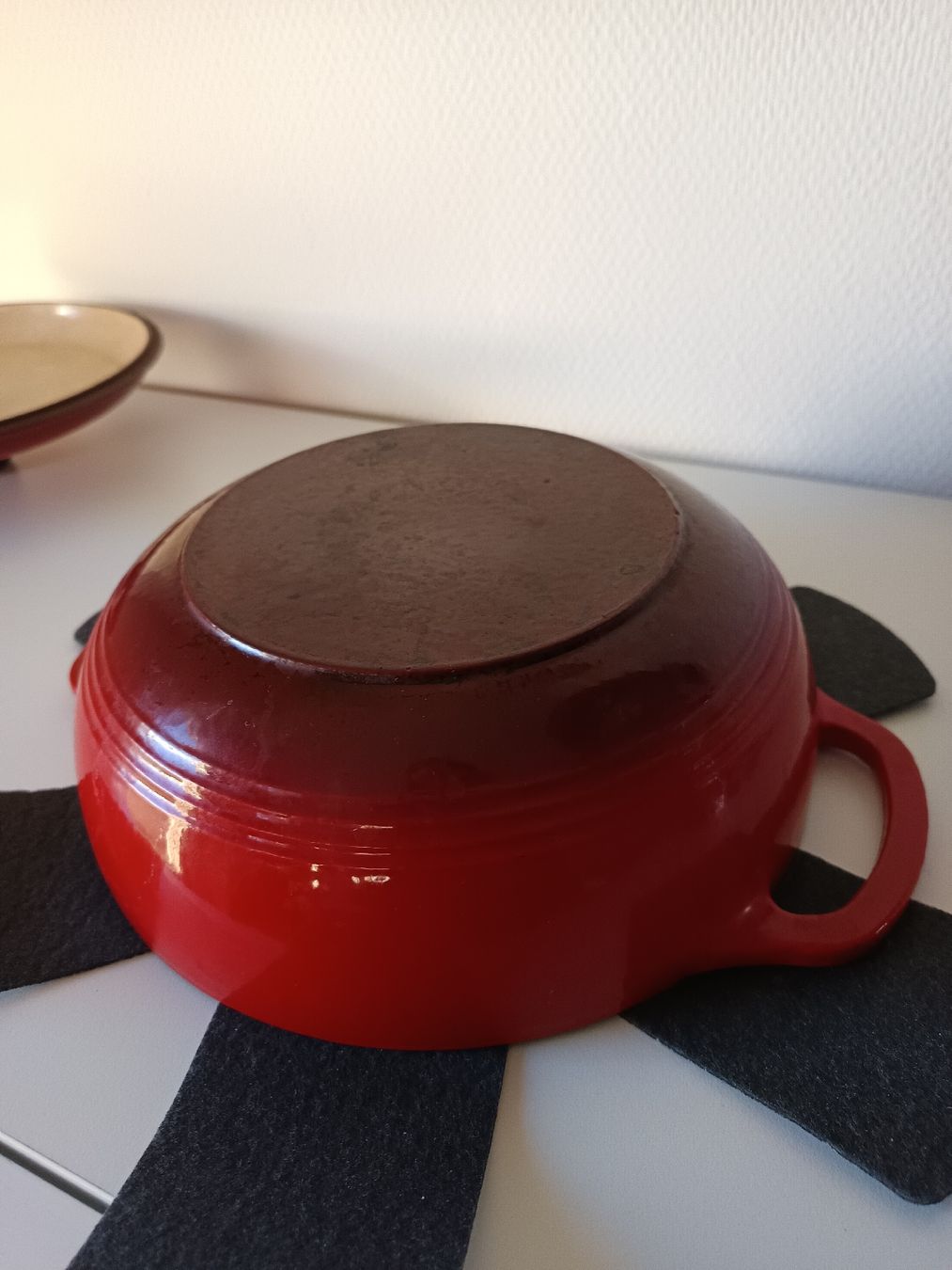 Pyrex Padelle: Pyrex rote Gusseisenpfanne – Usato da Romanshorn venduto da Stark_Tony8 6