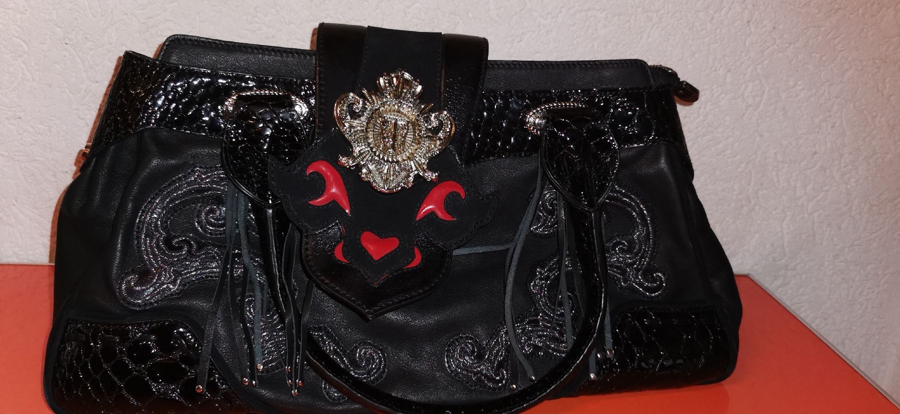 Silvio Tossi Borse da donna: Leder Handtasche Silvio TOSSI – Nuovo (secondo la descrizione) da St. Niklaus VS venduto da Distel60 7