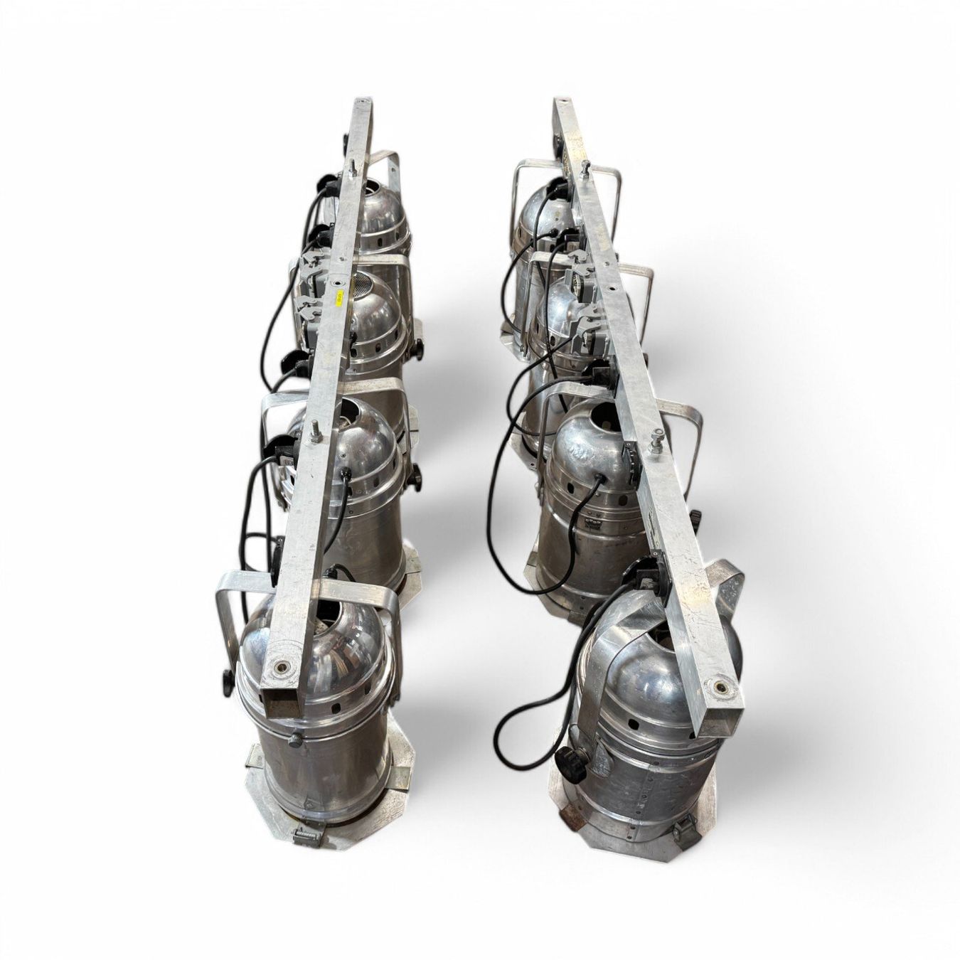 Lampade: 2x Par Stangen mit je 4 Par 64 silber – Usato da Däniken SO venduto da Profog1 5