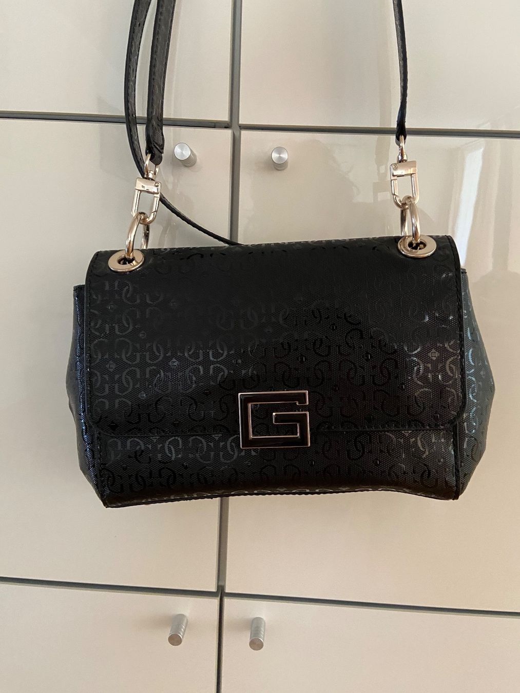 Guess Borse da donna: NEUE - GUESS Tasche – Nuovo (secondo la descrizione) da Bülach venduto da kittygismo