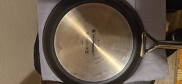 Padella Le Creuset 30 cm antiaderente usata in buono stato