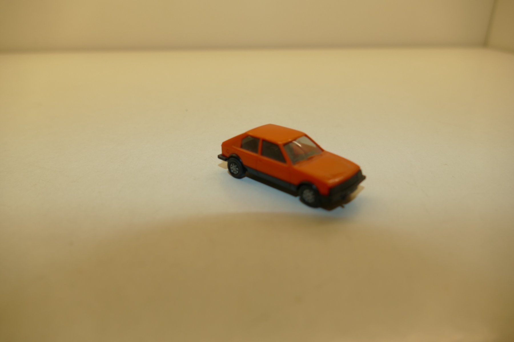 Herpa Modellini d'auto: Herpa 1:87: Opel Kadett SR orange – Usato da Niederhasli venduto da Flash32 3