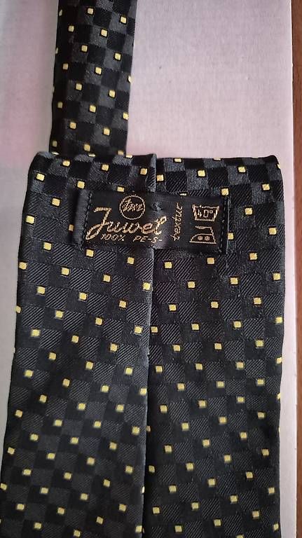 Krawatten: Vintage Herren Krawatten 7 Polyester & Seide – Gebraucht aus Zuerich von Moysy 1