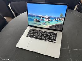  MacBook Pro 16” Late 2019 i9 2,4GHz 16GB Ram 512GB SSD