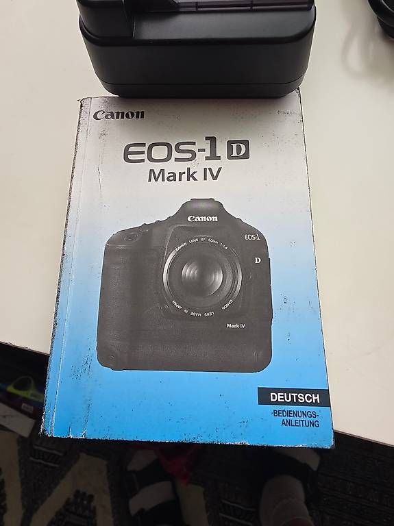 Fotocamera: Canon EOS 1D  Mark 4 – Usato da Volketswil venduto da Bluemann 3