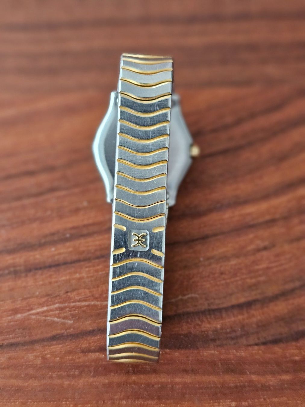 Ebel Orologi: Ebel Classic Wave Damenarmbanduhr – Usato da Tuggen venduto da smilesmile 2