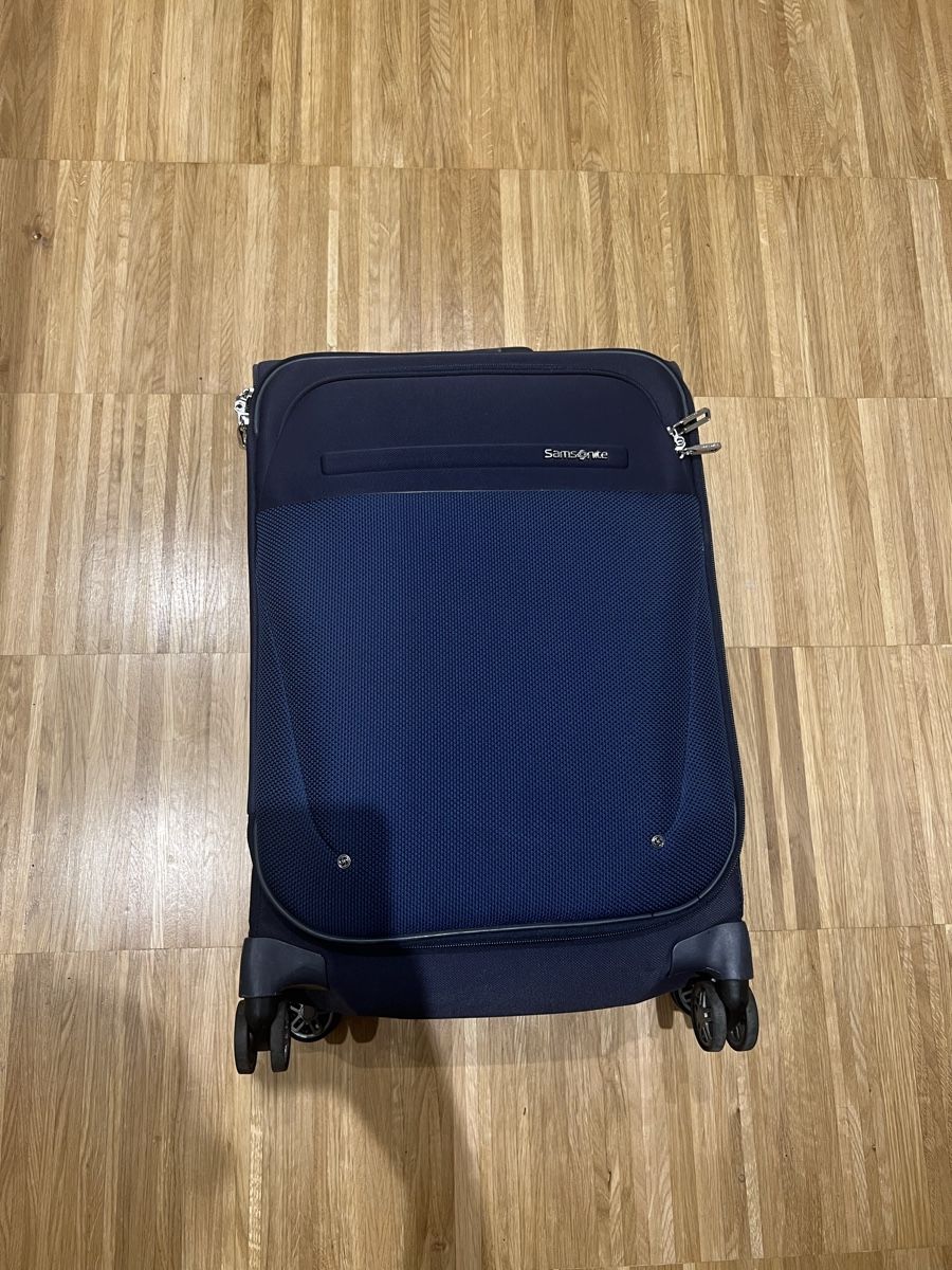 Samsonite Reisekoffer: Blue Samsonite cabin luggage – Defekt aus Adliswil von Marjin
