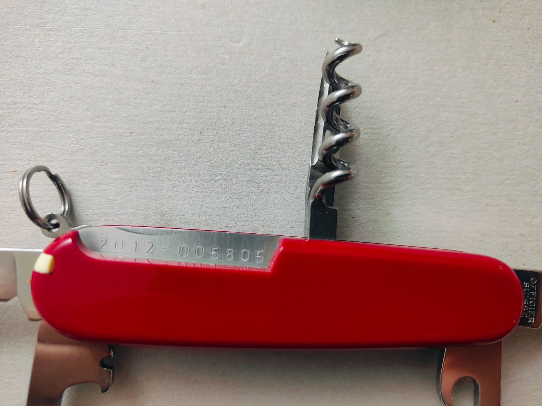 Victorinox Coltelli tascabile: Victorinox Offiziersmesser Rot – Usato da Olten venduto da Mezopotamya