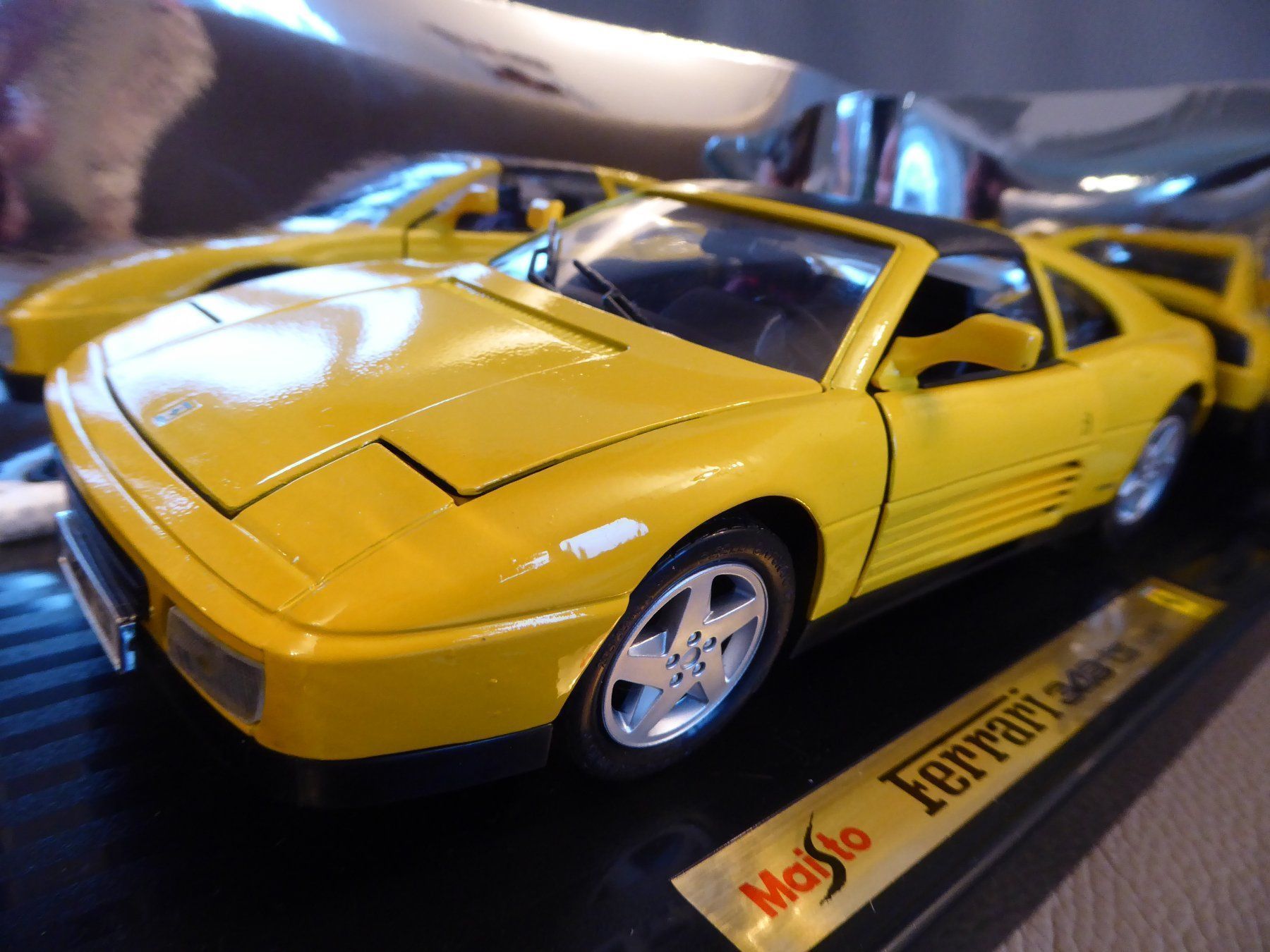 Ferrari Modellini d'auto: Ferrari 348ts 1990 1:18 – Nuovo (secondo la descrizione) da Hettlingen venduto da Zambole 1