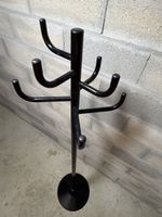 Portemanteau sur pied en métal  