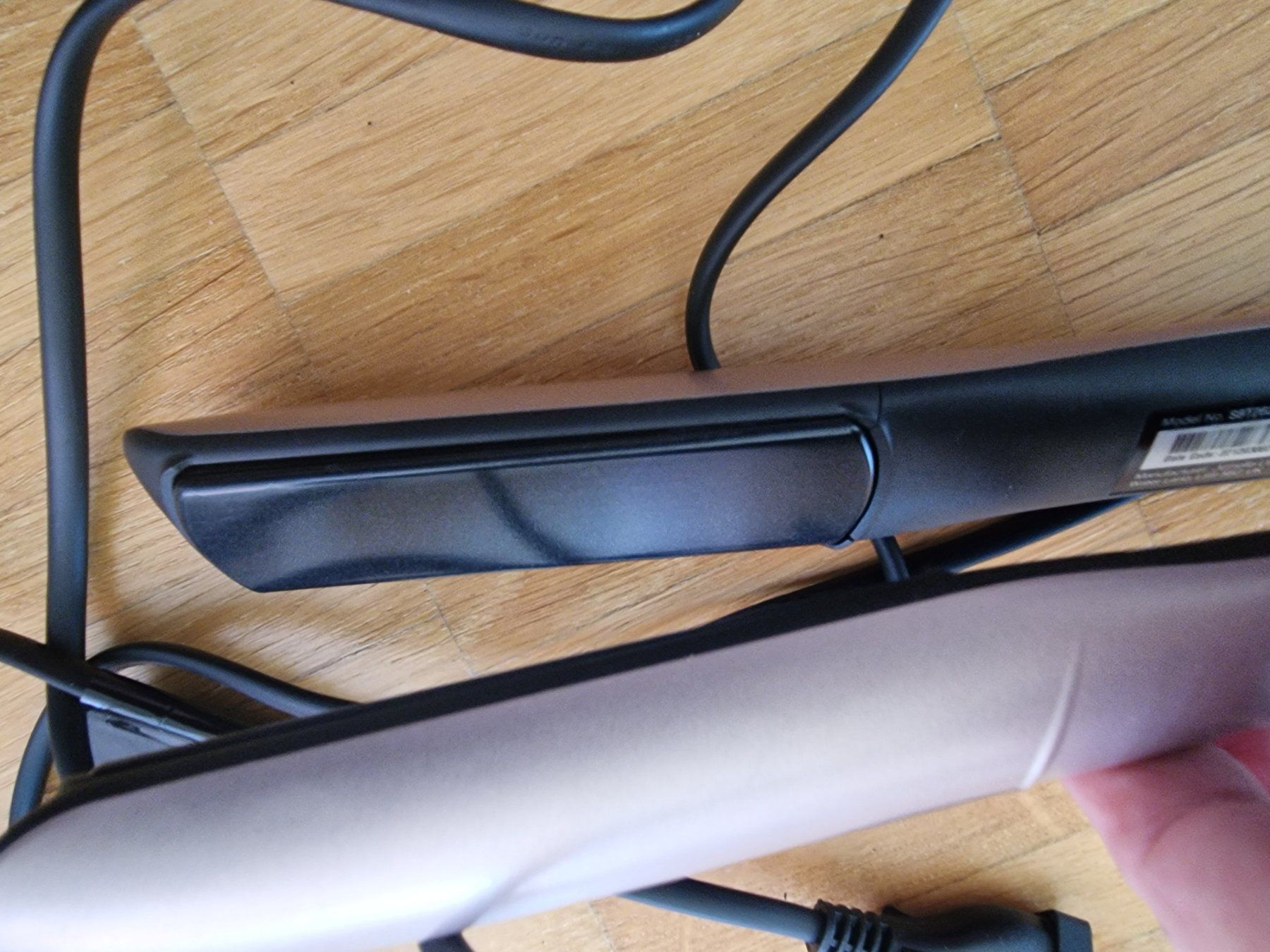 GHD Piastre & Arricciacapelli: GHD platinum + rosa Gold limited edition – Nuovo (secondo la descrizione) da Zürich venduto da Emendez 2