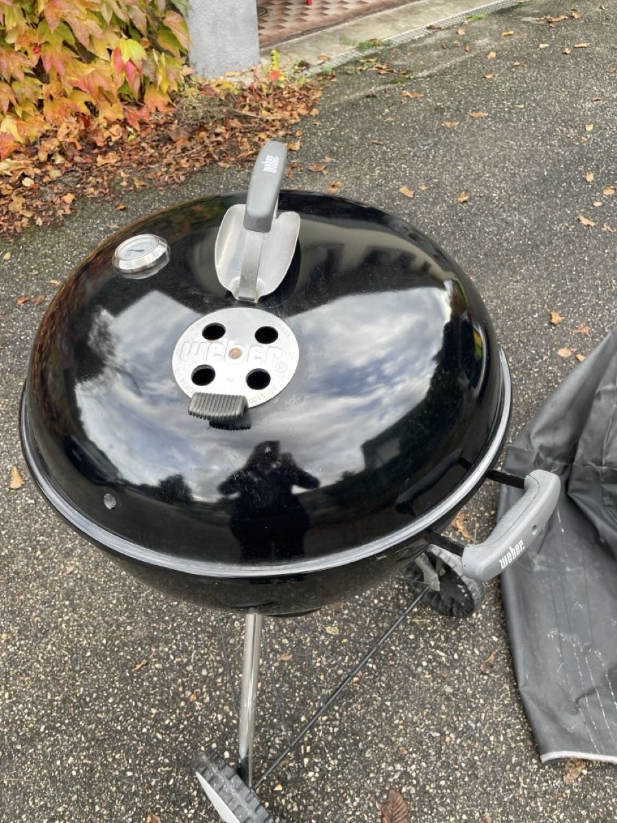 Weber Griglie: Grill à charbon de bois Weber – Usato da Granges VS venduto da mam_96ny 1