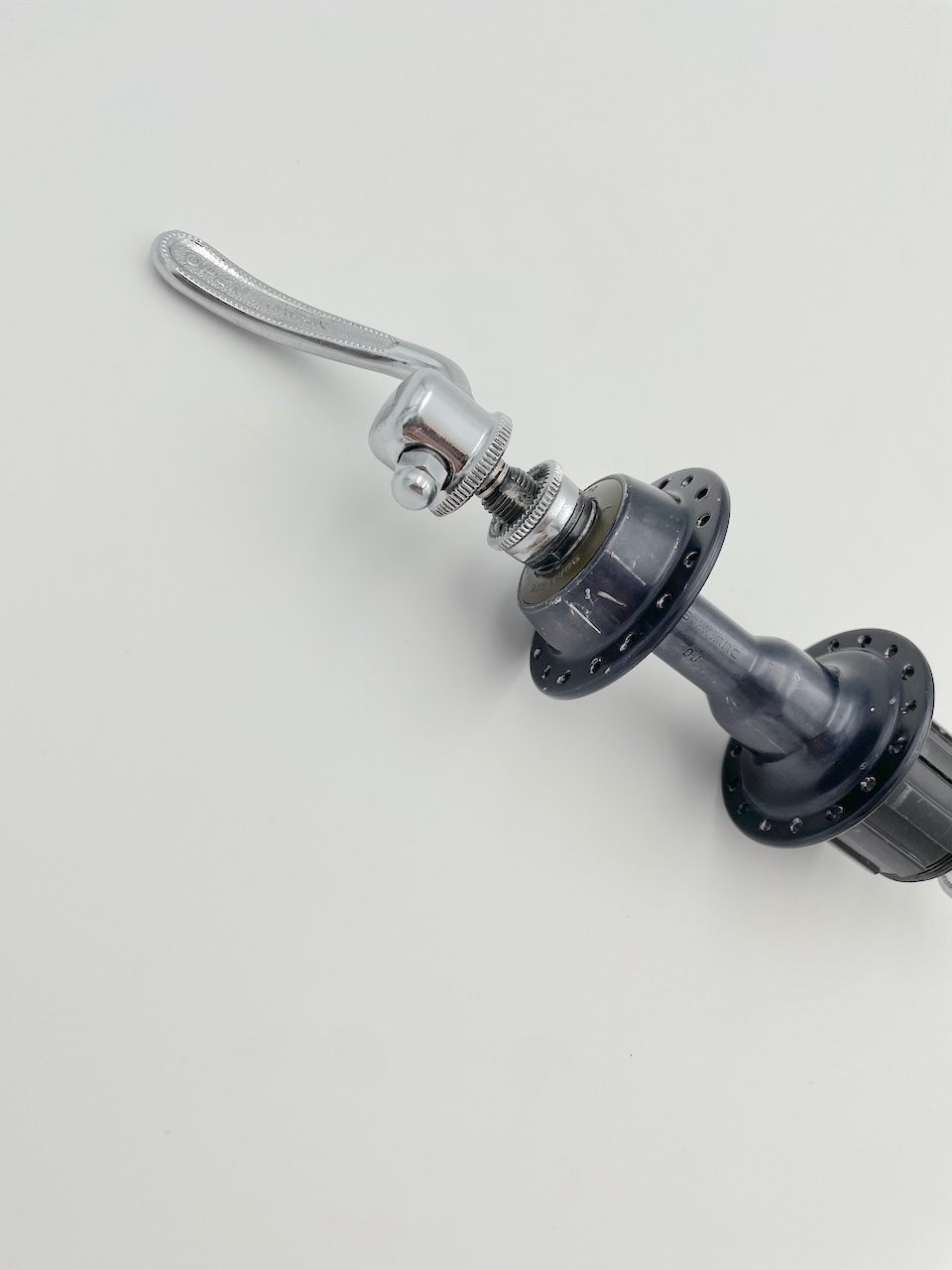 Pezzi di ricambio: Dura Ace Nabe Hinterrad schwarz – Usato da Solothurn venduto da VintageVelo81 4