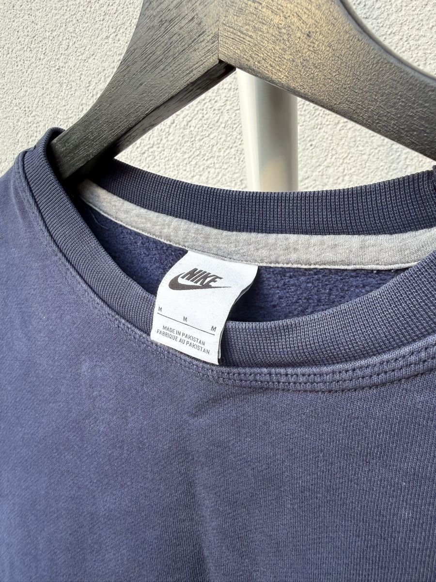 Nike Pullover & Sweatshirts: Nike Pullover dunkelblau Grösse M – Gebraucht aus Niederbipp von lea_l6vg 1