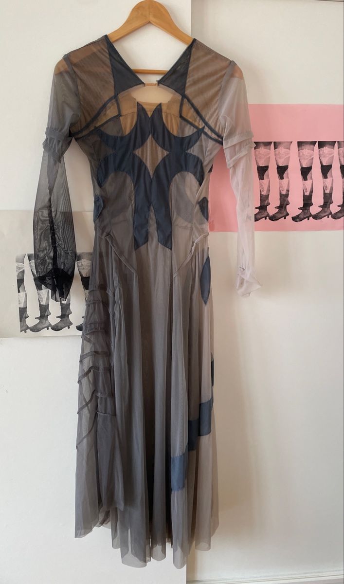 Vestiti: Transparentes Maxikleid von Theatersale – Nuovo (secondo la descrizione) da Basel venduto da Millennski