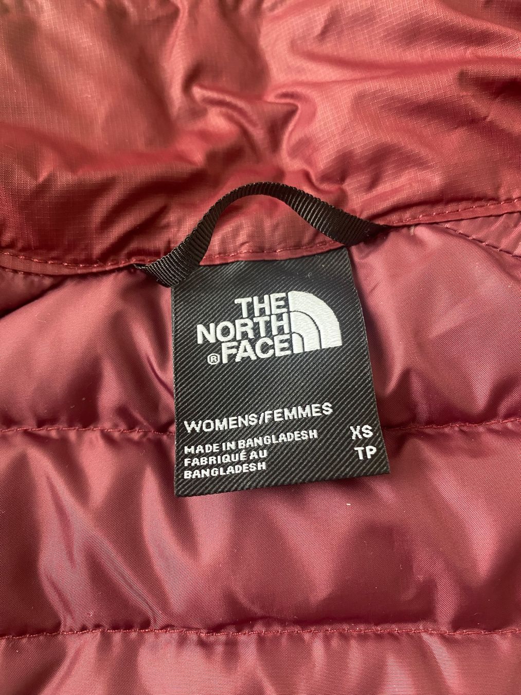 North Face Giacche: The North Face Daunenjacke Bordeaux – Usato da Burgdorf venduto da _sel_38 2