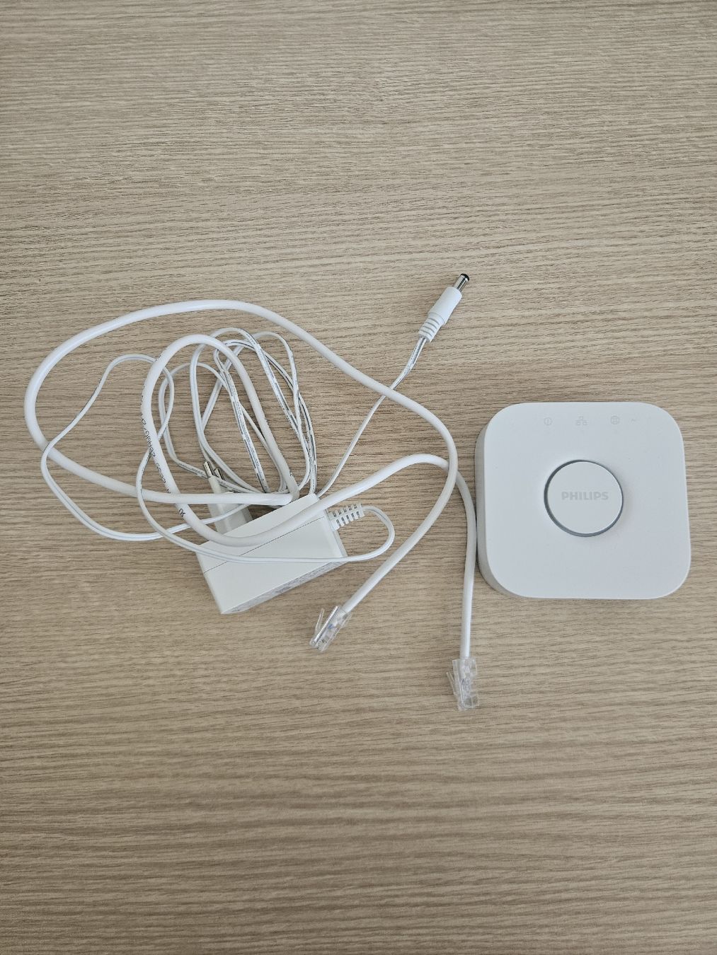 Philips Steuerung: Philips Hue Bridge – Neu (gemäss Beschreibung) aus Stans von Aperol123