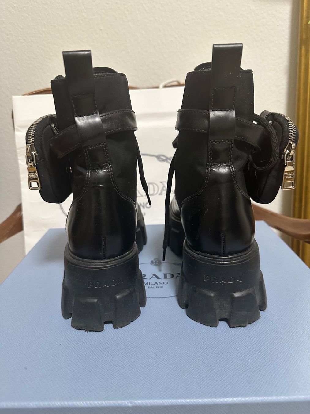 Prada Scarpe da donna: PRADA Monolith Leder Stiefel Gr 38 EUR – Usato da Basel venduto da iulia_haul 3