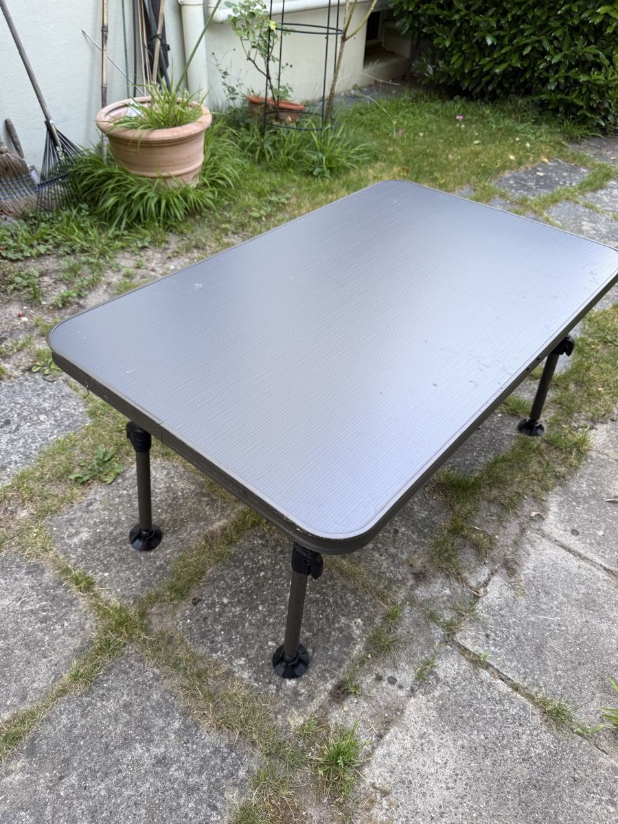 Tables: Camping-Tisch – D'occasion à Buchs AG par Steff990