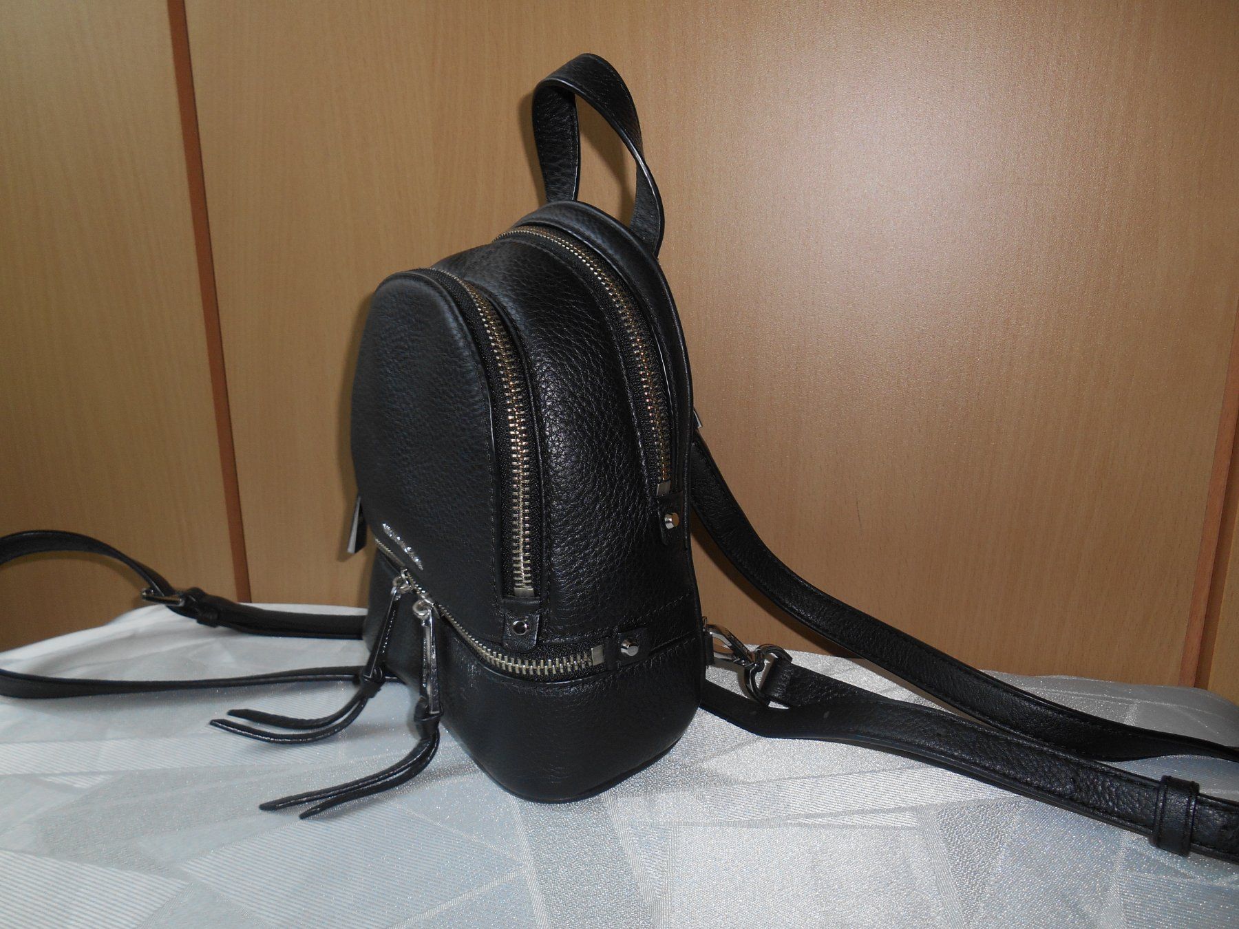 Michael Kors Rucksäcke: Michael Kors Leder Rucksack – Gebraucht aus Basel von chien008 2