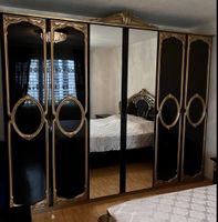 Eleganter Schrank Schwarz Gold Spiegel 6-Türig