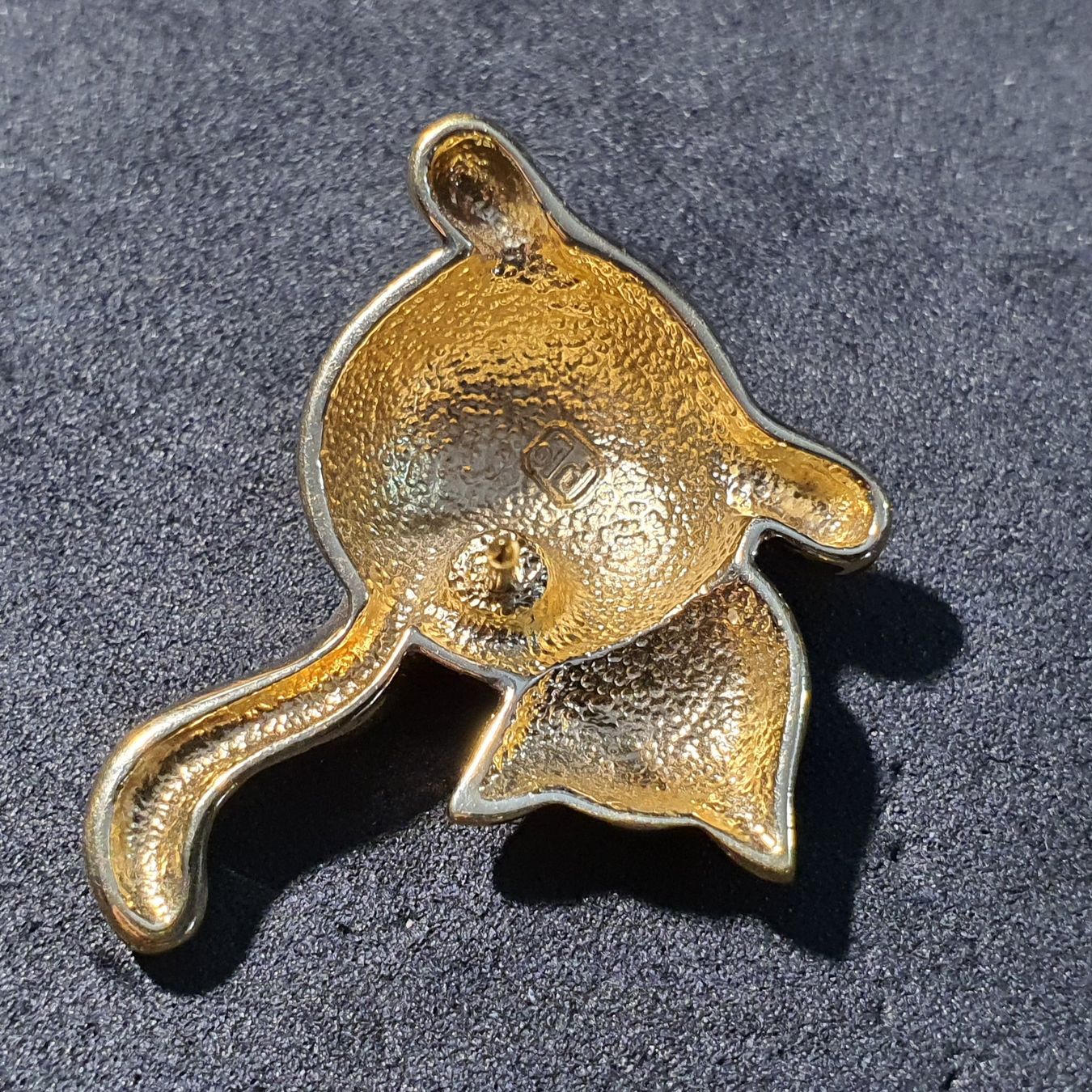 Placchette & Badge: Y031 - 3D Pin Cat Katze von hinten – Usato da Reinach BL venduto da Boston-Verkauf 2
