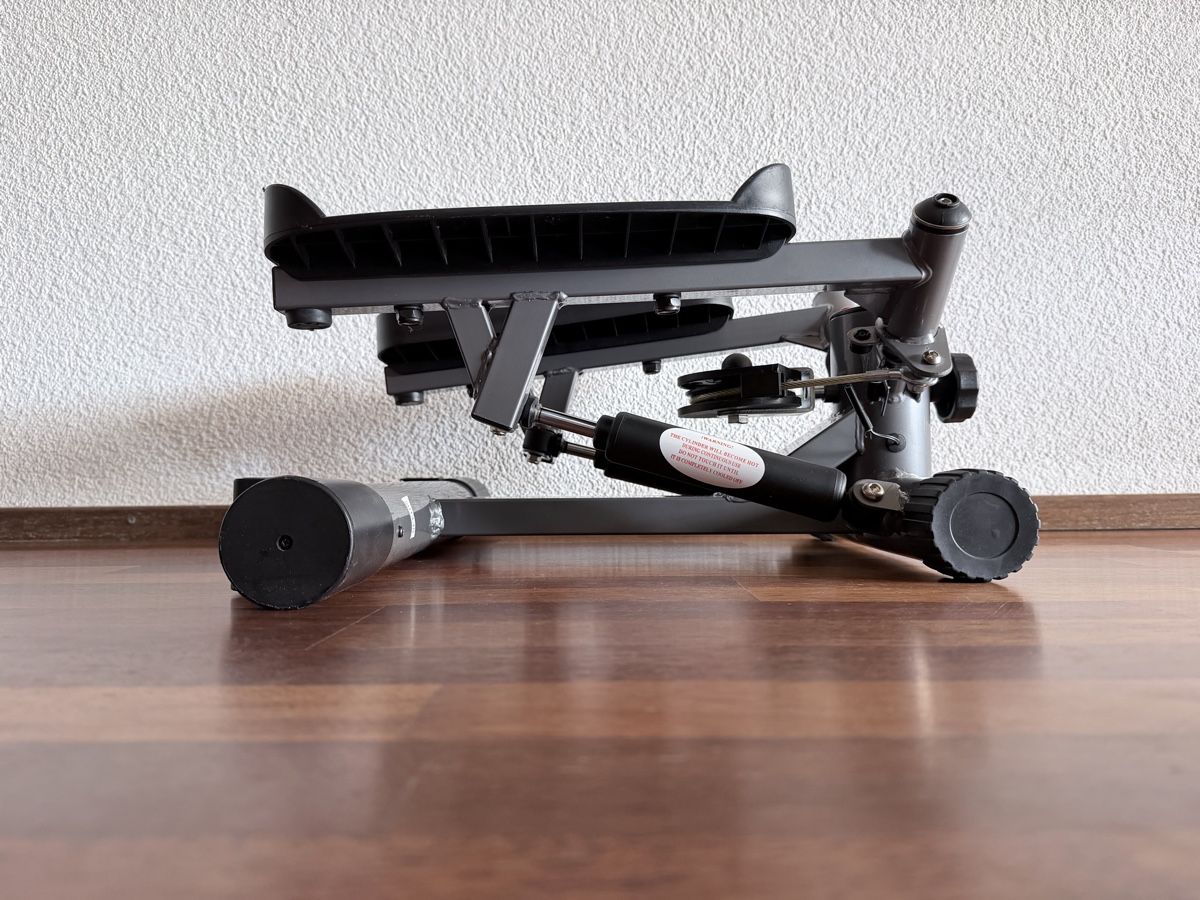 Hometrainer: Mini Stepper avec affichage numérique, bon état – Gebraucht aus Givisiez von krl_8f2w 3