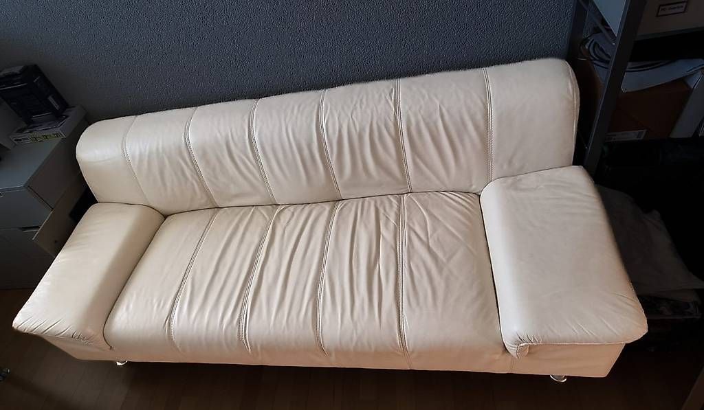 Divani: 3er Sofa Kunstleder – Usato da Gossau SG venduto da Hotspot1 1