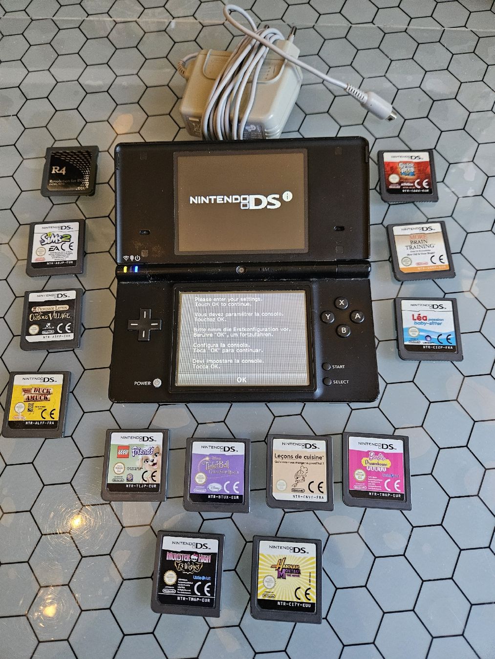 Nintendo Console: Nintendo ds i avec 12 jeux – Usato da Genève venduto da Pedro67