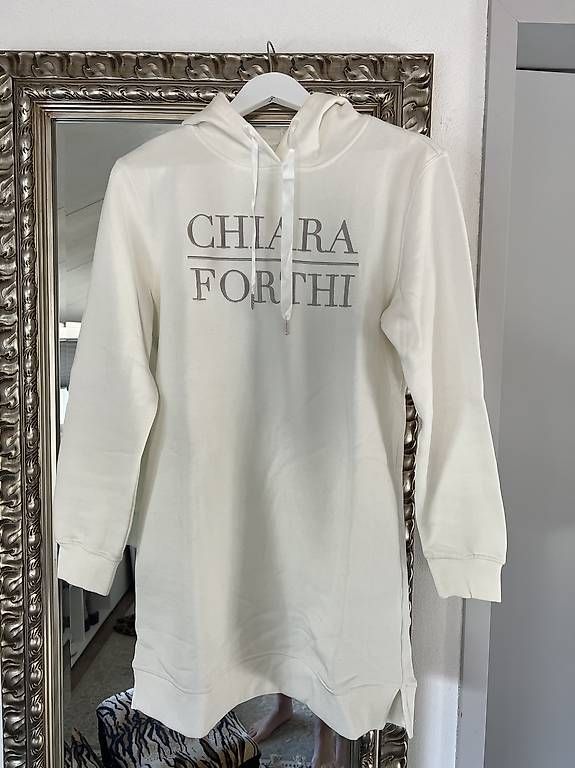 Maglioni & Felpe: Long Sweater – Usato da Schnottwil venduto da pacha08