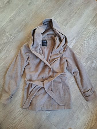 Jacke mit Kapuze, Grösse L, Chicoree