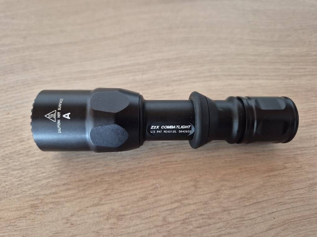 Surefire Lampen: Surefire Combatlight z2x  Orginal Taschenlampe – Neu (gemäss Beschreibung) aus Saland von ise_v65c