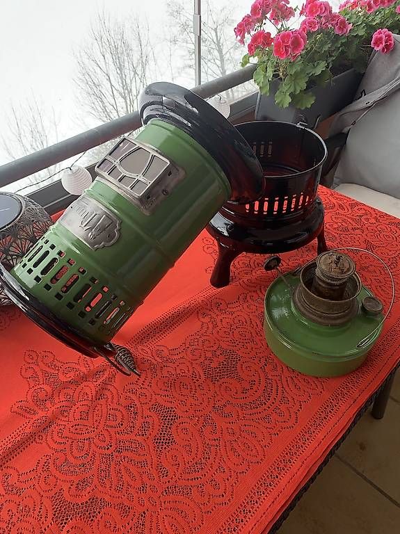 Altri mobili d'antiquariato: Petrolofen Antik – Usato da Wald ZH venduto da Coralmar 4