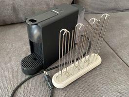 Kapselkaffeemaschine + Kapselständer Nespresso