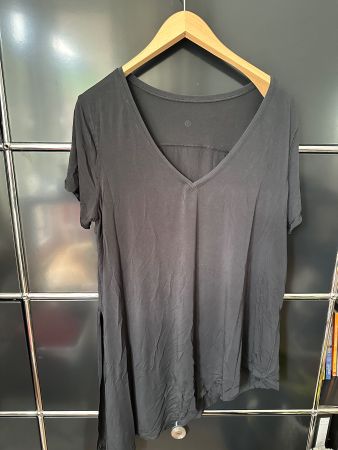 Lululemon Damen Sportshirt Knotendetail schwarz Grösse 8