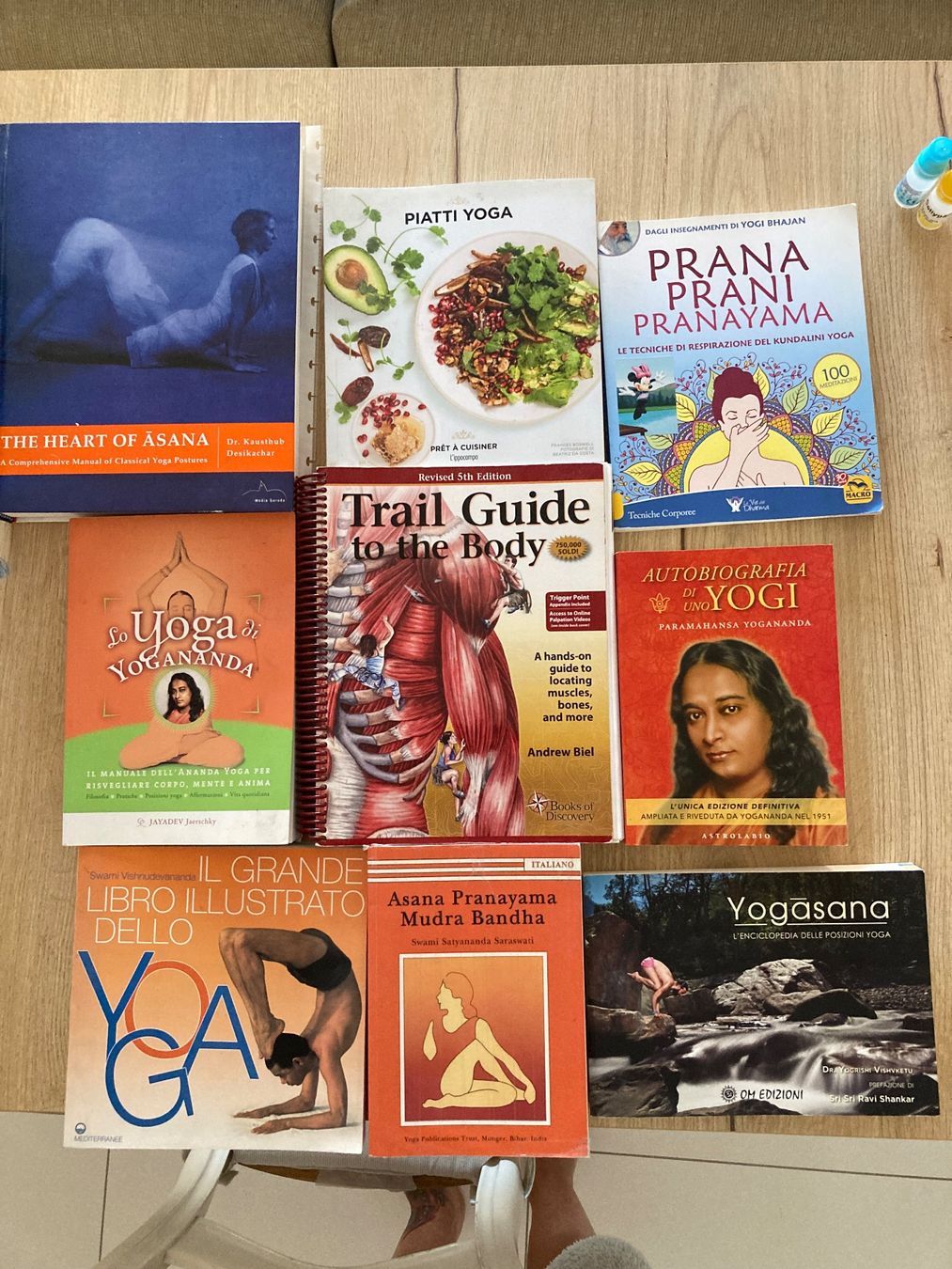 Bücher: 9 Libri sullo yoga – Gebraucht aus lugano von Orsetta