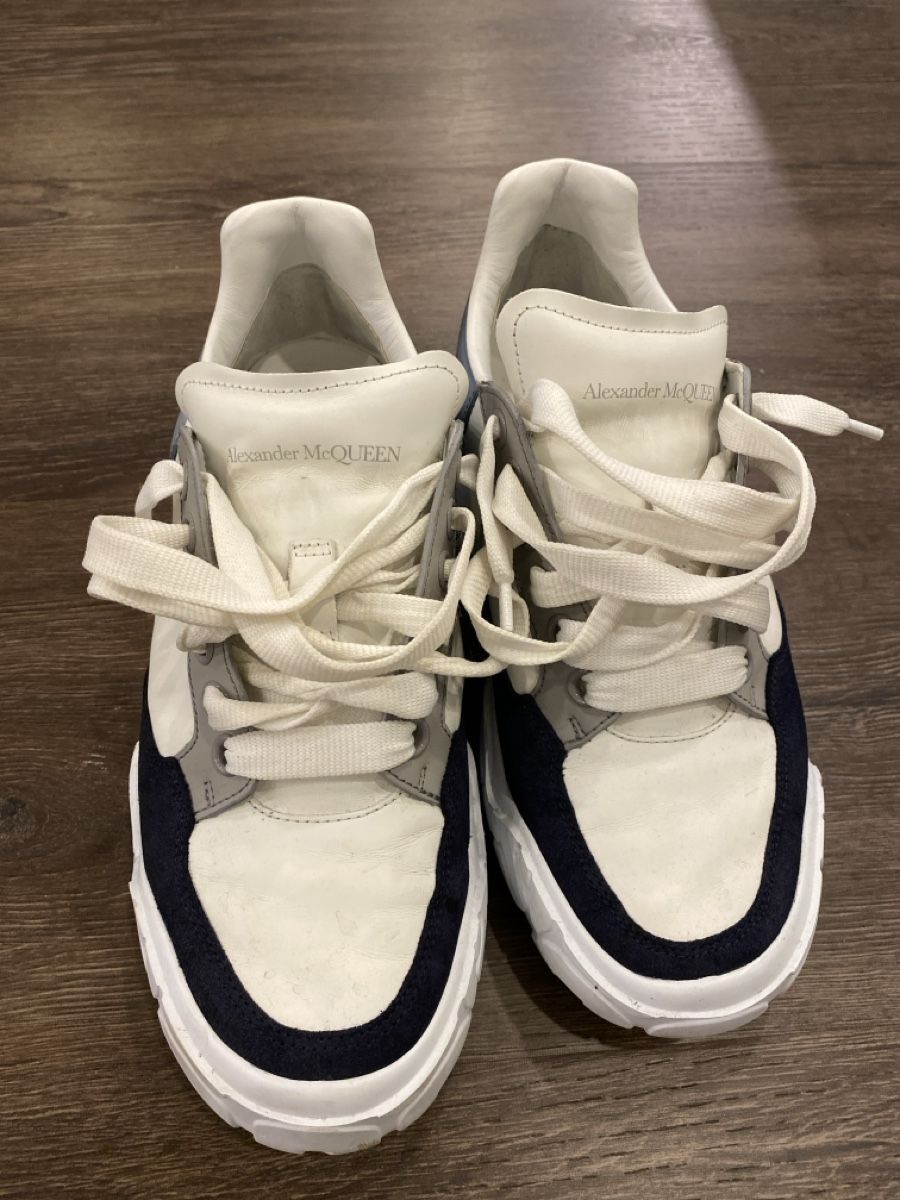 Alexander Mcqueen Herrenschuhe: Alexander McQueen Sneaker Gr. 39 1/2 weiss/blau – Gebraucht aus Itingen von Monschi5 1